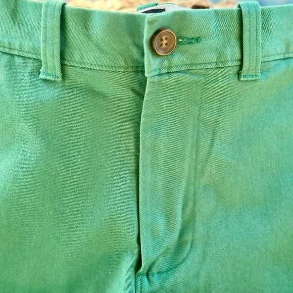 J. Crew Green Female 7” Flat Front Shorts - Picture 2 of 7